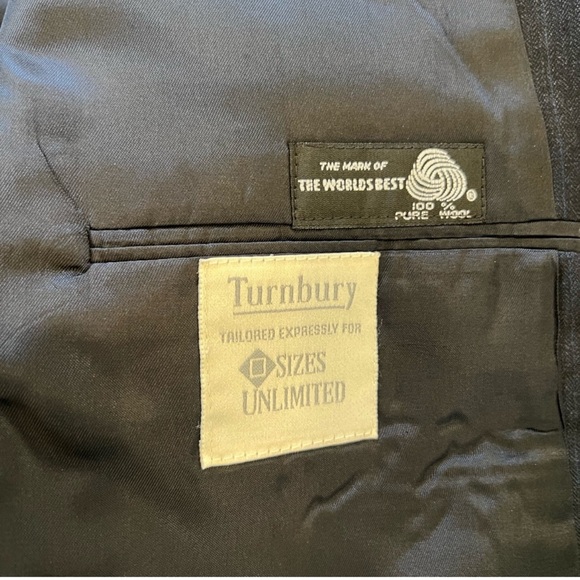 Turnbury Men's Navy Pinstripe Blazer 100% wool 56R - Picture 7 of 9